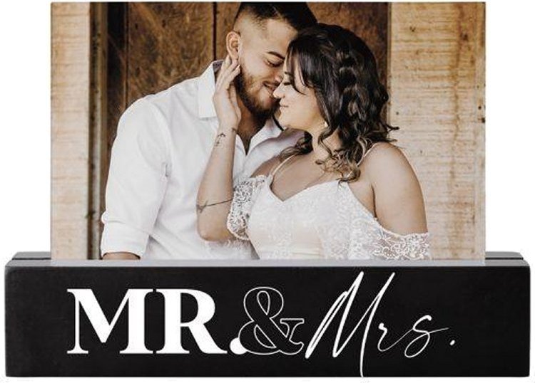 096069267850 Mr And Mrs Photo Bar
