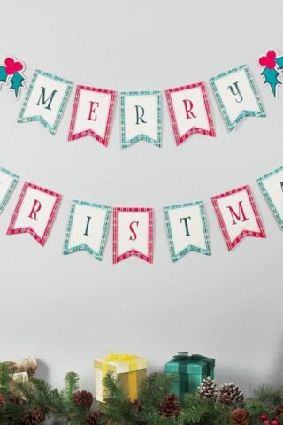1220000329041 Decorative Merry Christmas Die-Cut Paper Garland Set on String